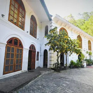 Wathsala , Nallathanniya Sri Lanka