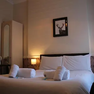 ** Hotel Ardmillan Reino Unido